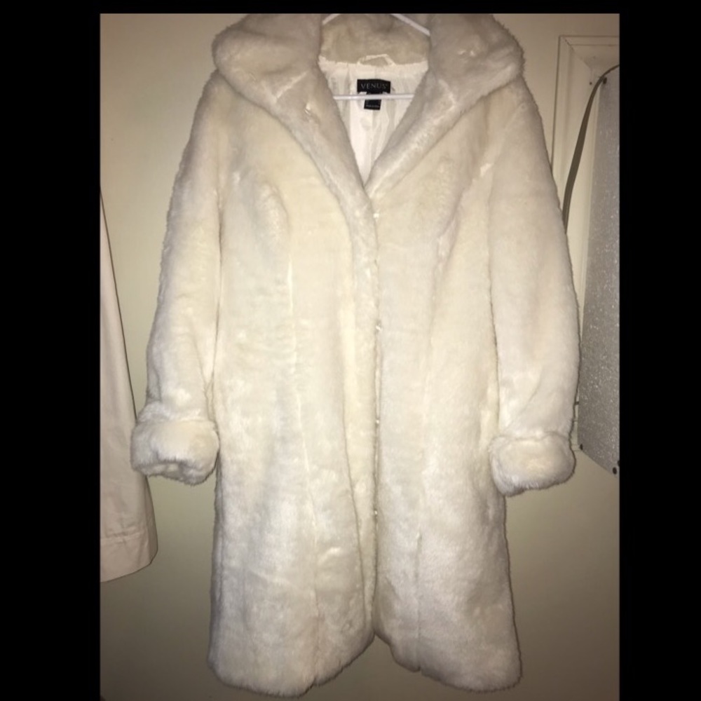 Venus Faux Fur Coat